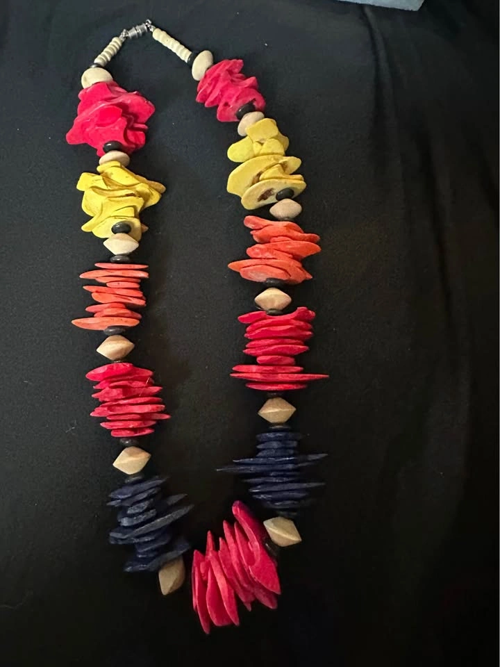 Chunky Multi-Color Beaded Statement Necklace - photo 3