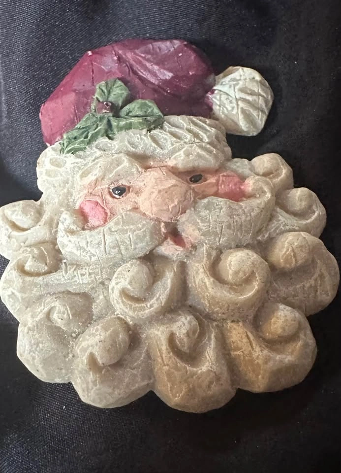 Vintage Christmas Pins/Brooch 7 total - photo 3
