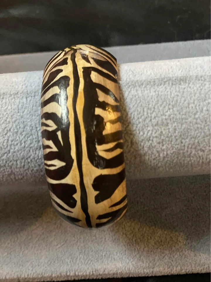 Hand painted Zebra bangle - photo 3