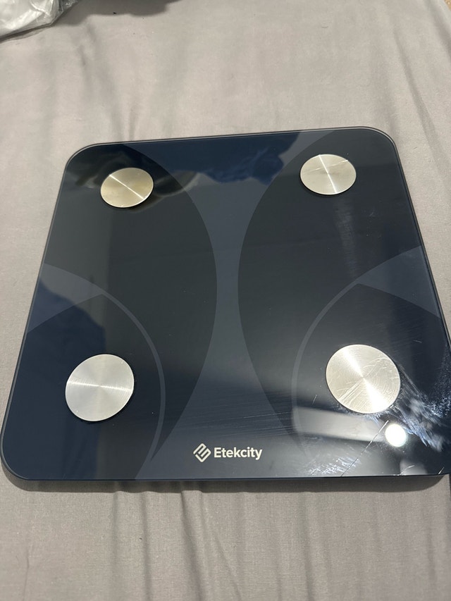 Etekcity Digital Scale for Health Tracking