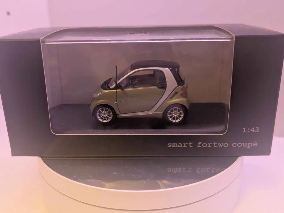Minichamps 1:43 Smart Fortwo Coupe 2007 Model - photo 2