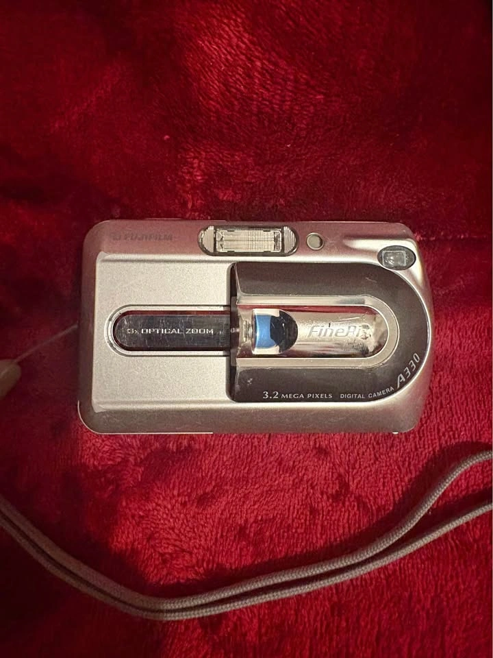 Fujifilm FinePix A330
