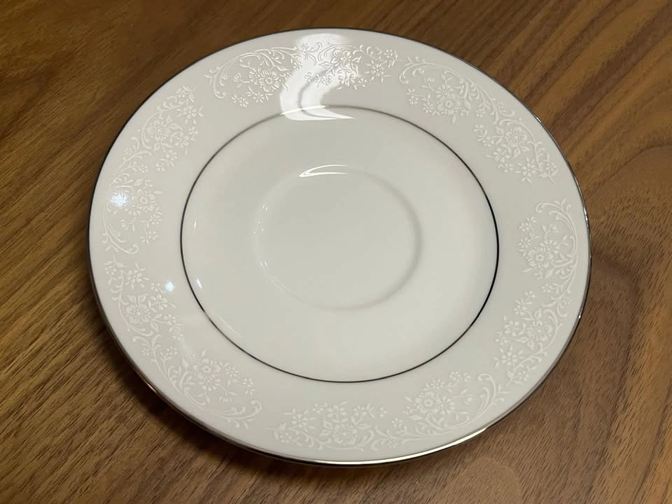 Noritake Tahoe 2585 China Set - 37 pcs - photo 3