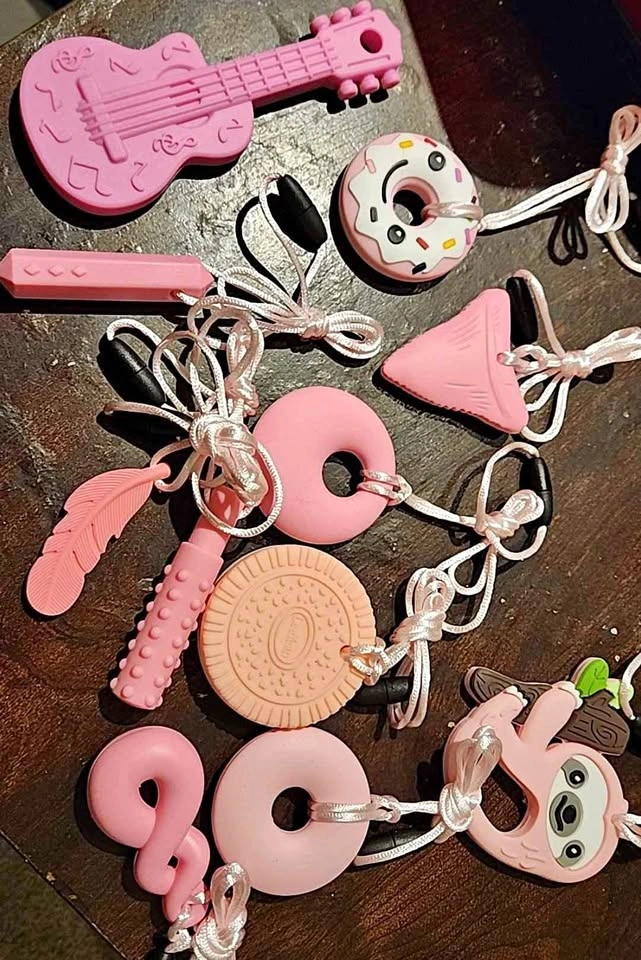 💯 Food Grade Silicone Beads & Charms 🌱
