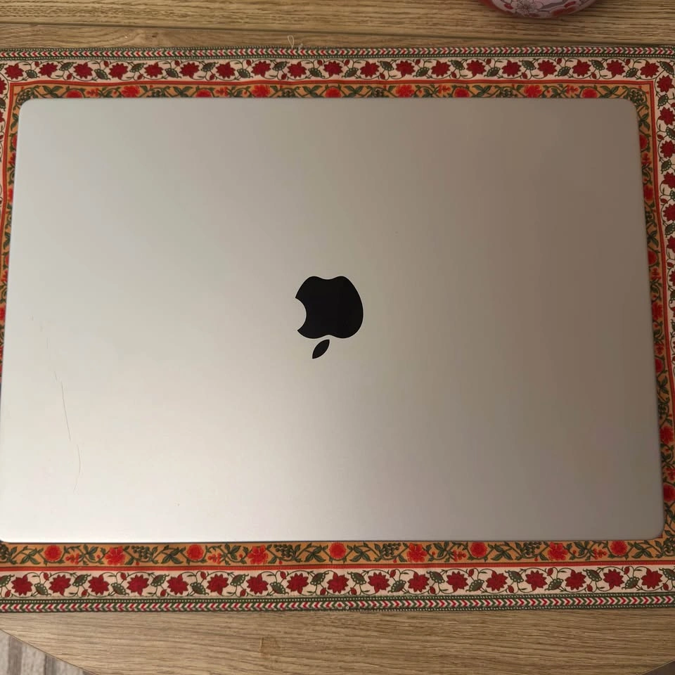Apple MacBook Pro (2021) - 16 inch - M1 Max - 64GB/1TB - photo 2