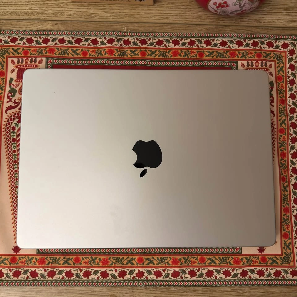 Apple MacBook Pro (2021) - 14 inch - M1 Pro - 32/512GB - Silver - photo 4
