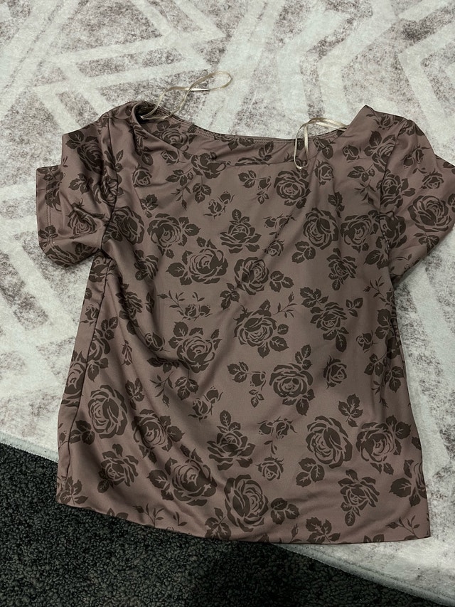 Brown and beige clothing - photo 4