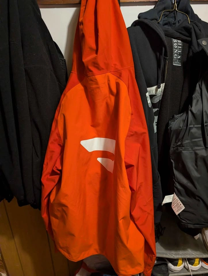 Door dash rain jacket - photo 2