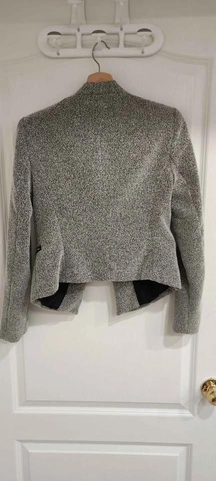 DYNAMITE Grey Tweed Cropped Blazer Jacket P/S - photo 2