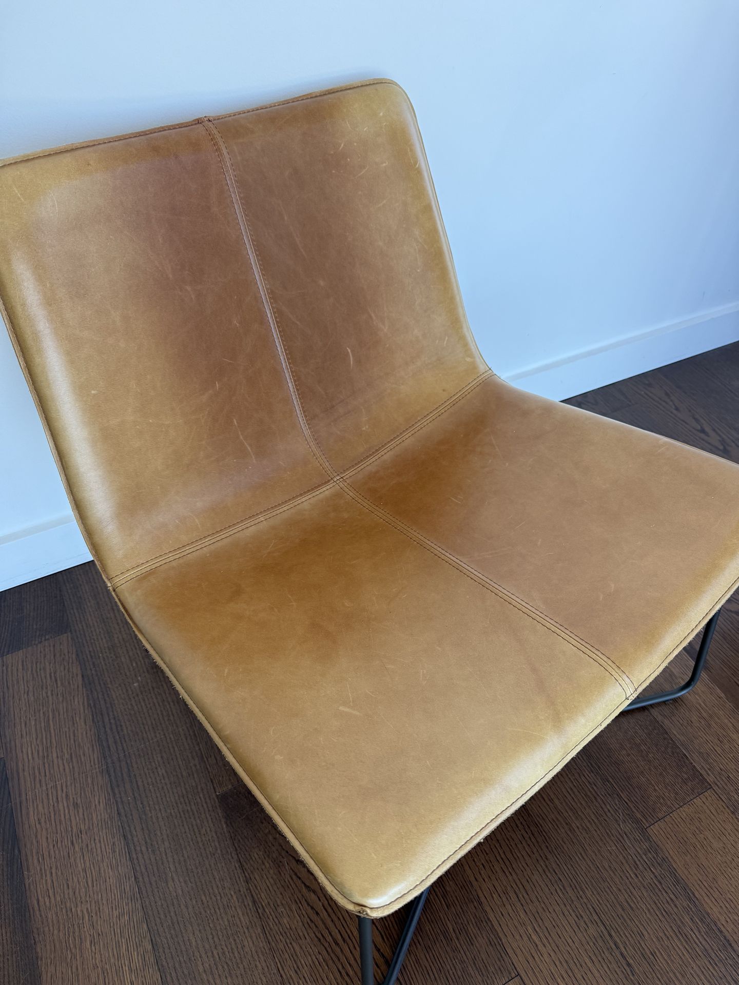 CB2 Saddle Leather Accent Chair - photo 4