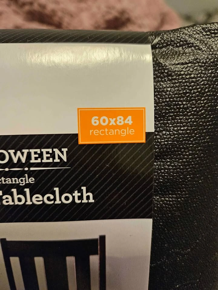 Halloween Skulls and Bats PEVA Rectangle Tablecloth - photo 2