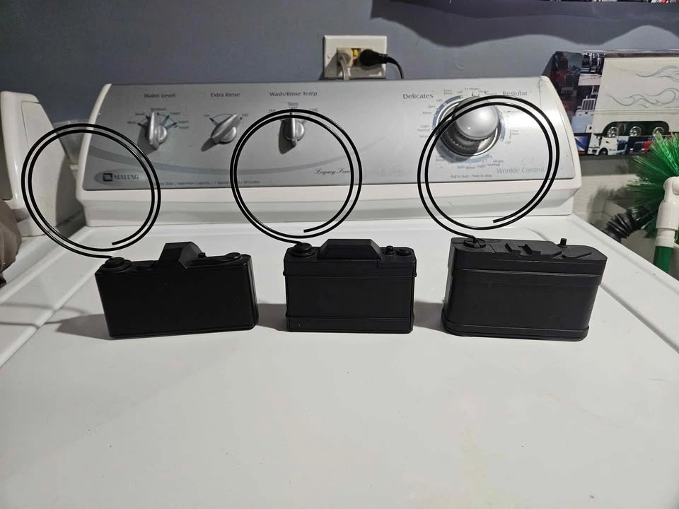 Camera Picture Holders - photo 2