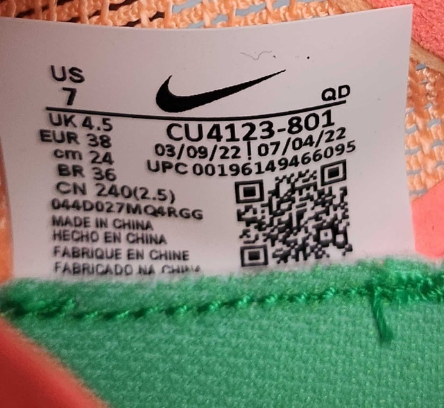 Nike ZoomX Vaporfly Next% 2 Women's Running Shoes - photo 3