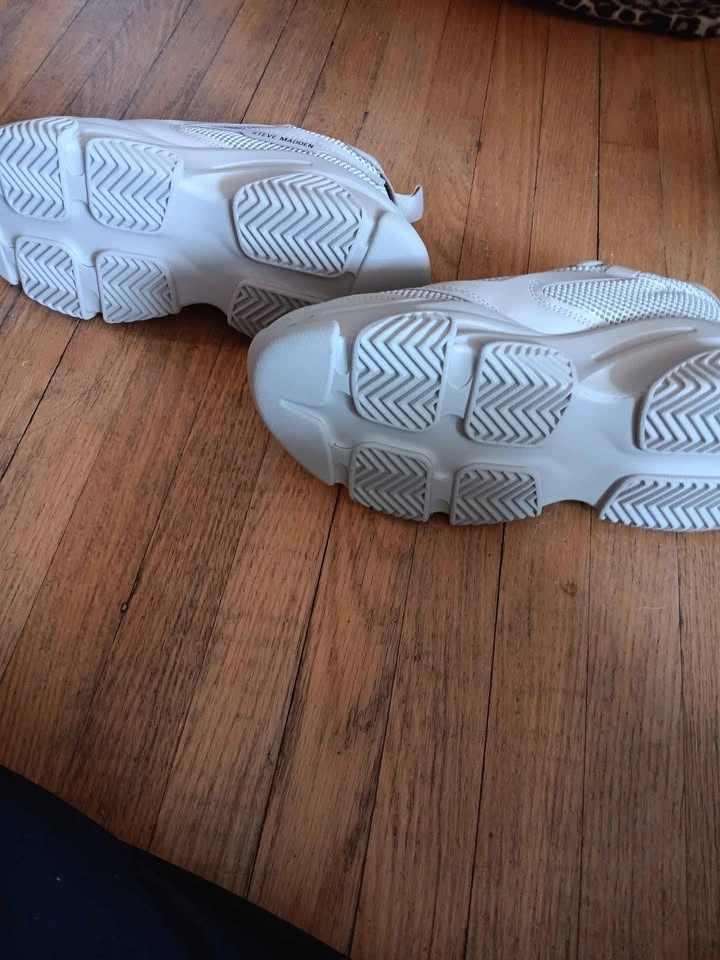 Steve Madden bone color chunky sneakers. Ladies size 8 - photo 2