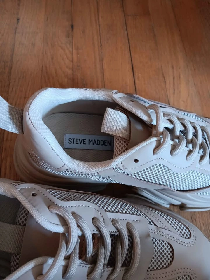 Steve Madden bone color chunky sneakers. Ladies size 8 - photo 4