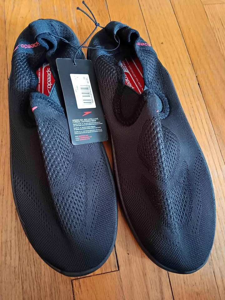 Speedo Women's Surfwalker Pro Mesh Water Shoes Size 8