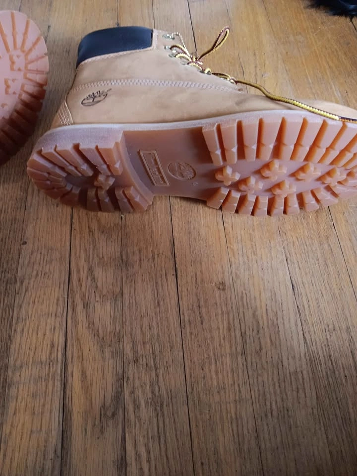 Timberland Waterproof Boots. Ladies size 8 - photo 3