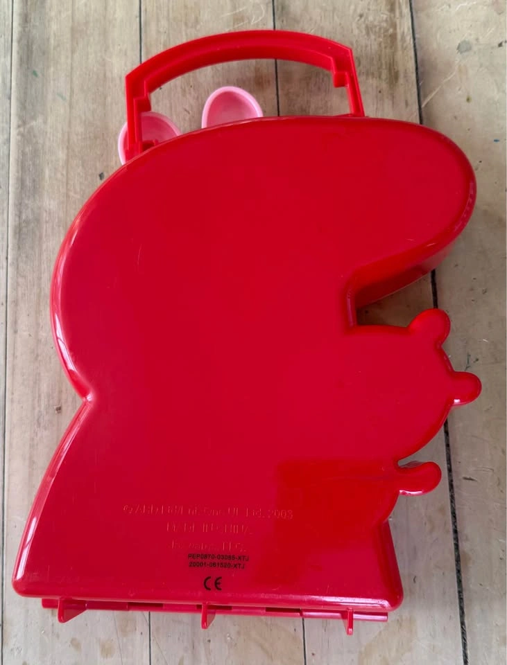Peppa Pig Carry Along Friends Toy Case + 2 Figures - photo 4