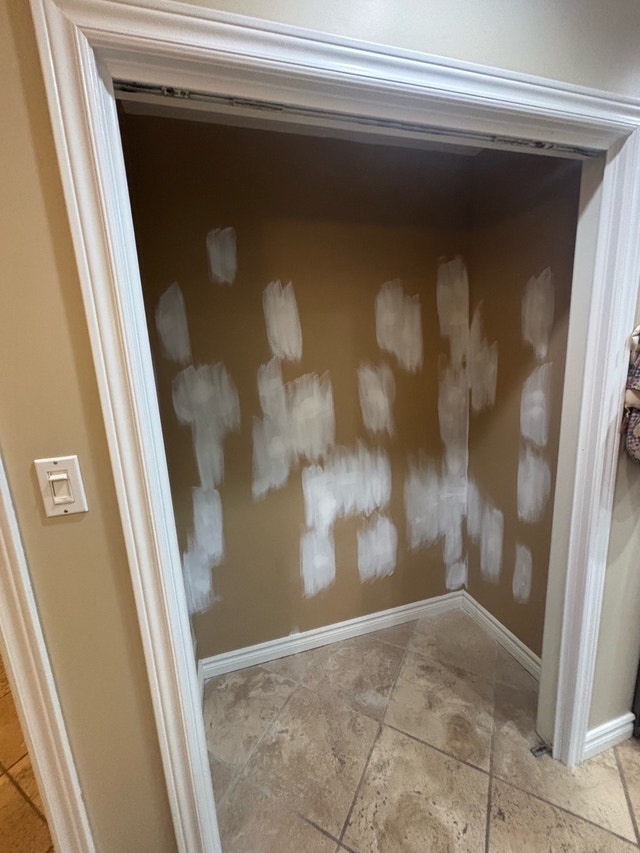 Folding Closet Doors (2 doors) - photo 2