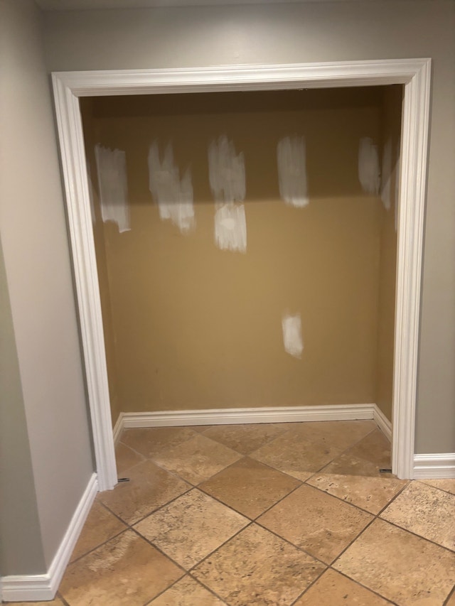 Folding Closet Doors (2 doors) - photo 3