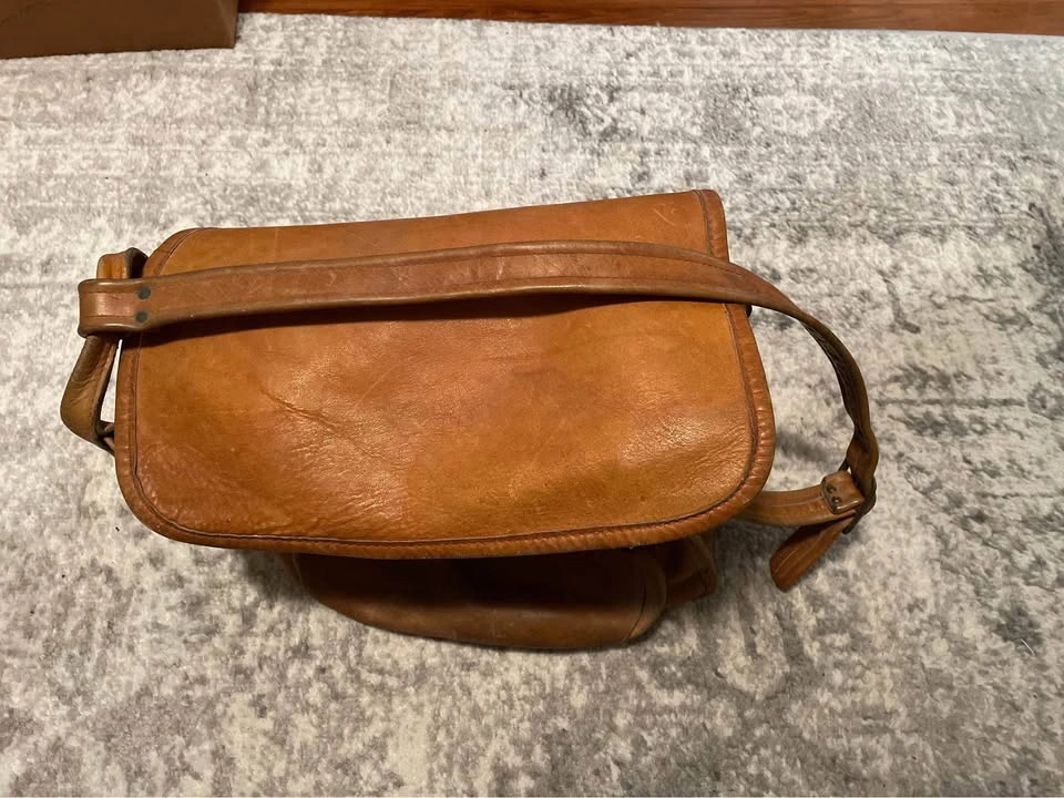 Vintage 1970’s Leather Bag - photo 4
