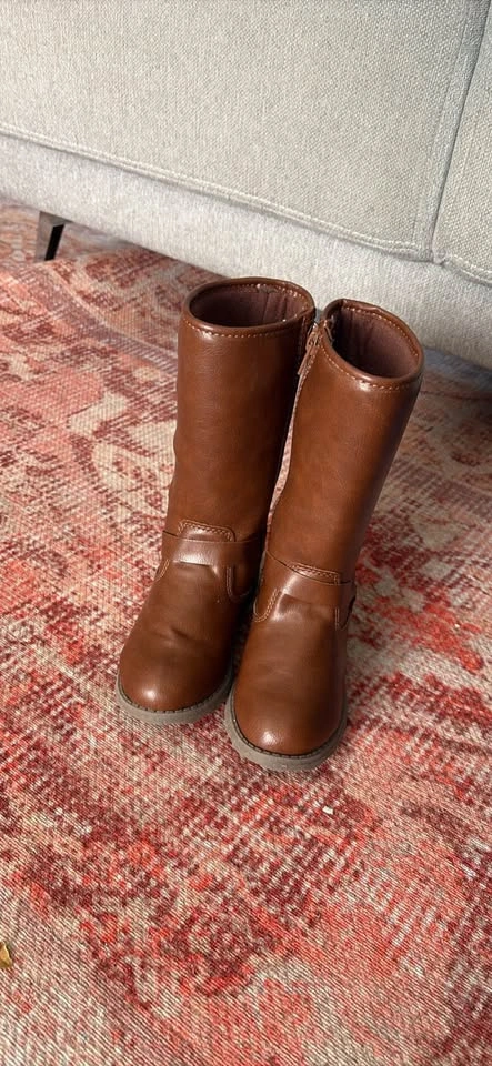 New! Fashionable brown boots (kids size 11) - photo 4