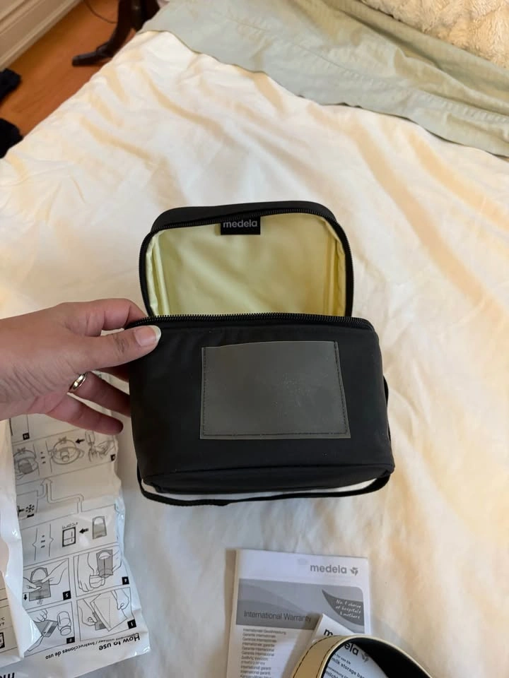 Medela Freestyle Pump with Cooler and Storage Bags - photo 3