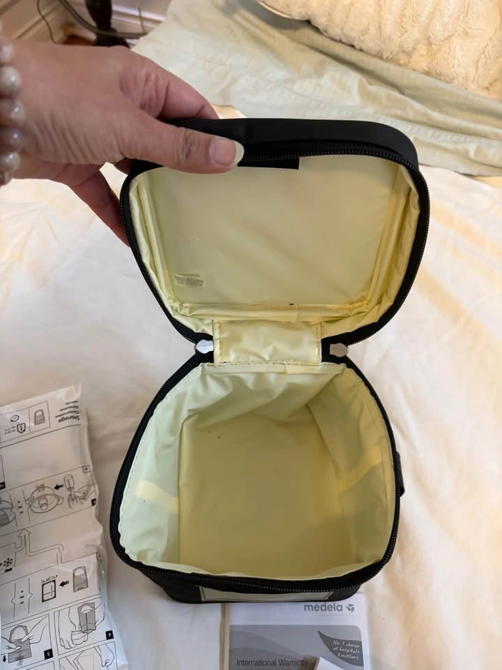 Medela Freestyle Pump with Cooler and Storage Bags - photo 4