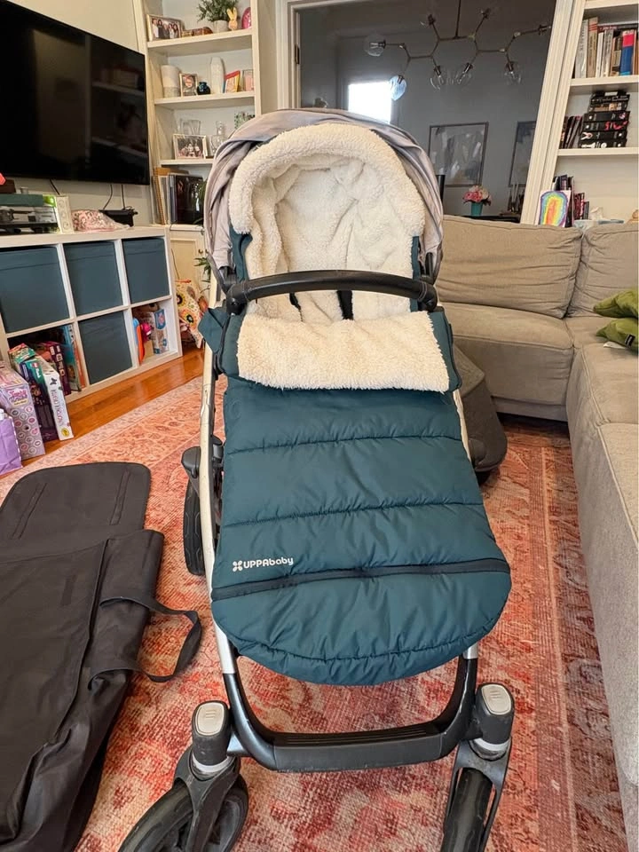 UPPABaby Vista Stroller Bundle w/ Bassinet & Accessories - photo 5