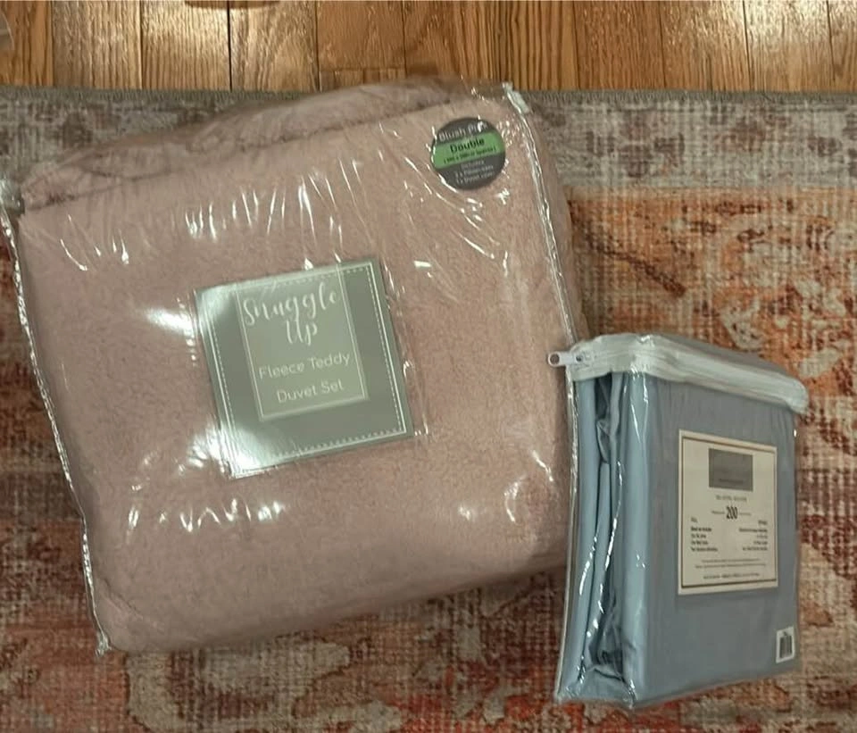 New Full/Double Sheet Set & Fuzzy Blanket - photo 5