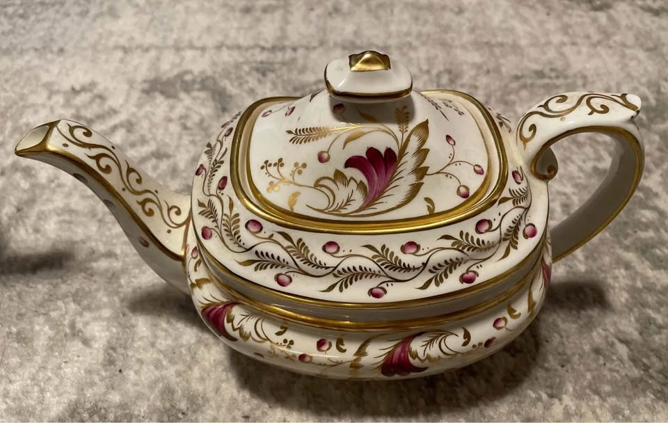 Antique Tiffany & Co. Coffee Pot, Sugar & Creamer Set - photo 2