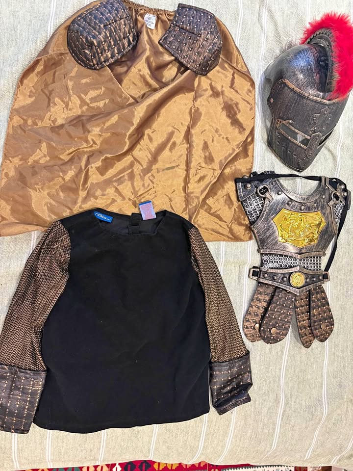 Kids Knight / Spartan Warrior Costume - 5-6 years old
