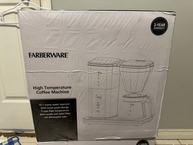 Farberware High Temperature 9-Cup Coffee Machine