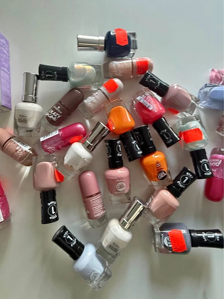 Nail paint and nail care kit
