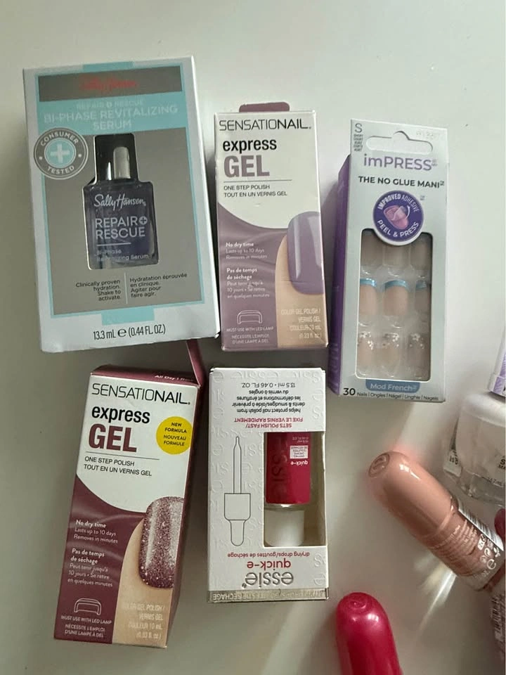 Nail paint and nail care kit - photo 5