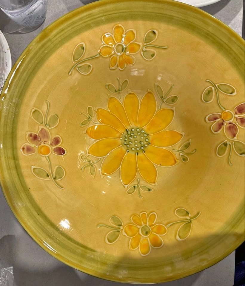 Large Made in Italy Ceramic Serving Bowl (CWC)