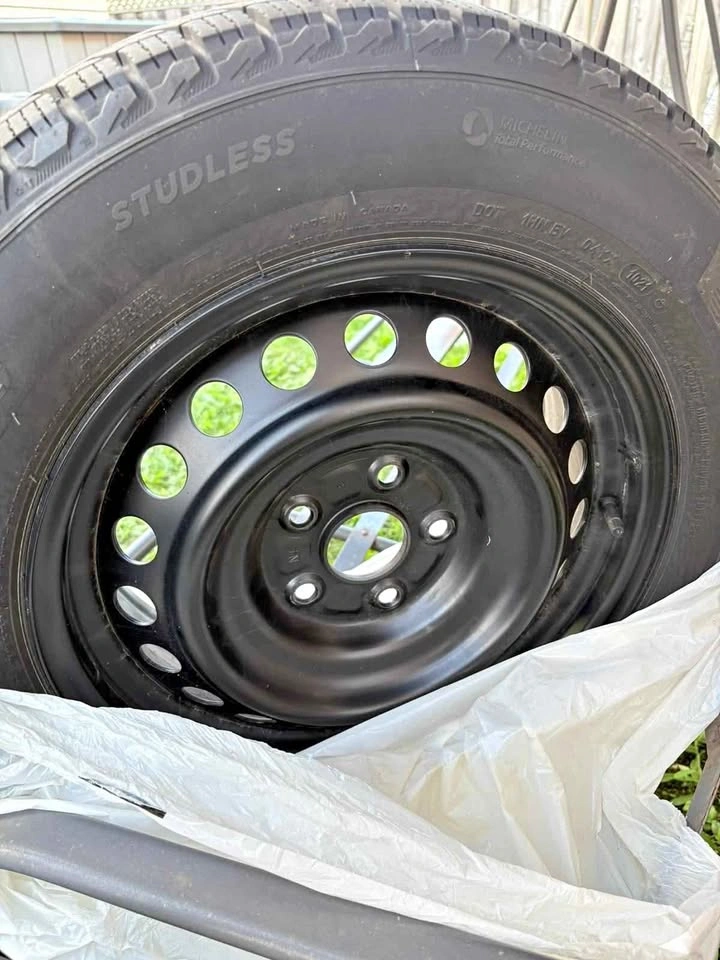 Michelin X-Ice Snow Studless Tires on Rims