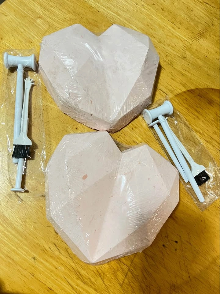 Heart-Shaped Gem Dig Kit – Fun Kids Activity - photo 3