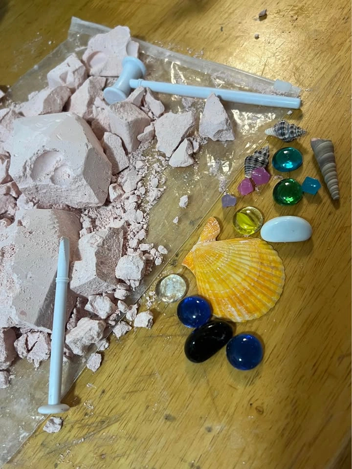 Heart-Shaped Gem Dig Kit – Fun Kids Activity - photo 4