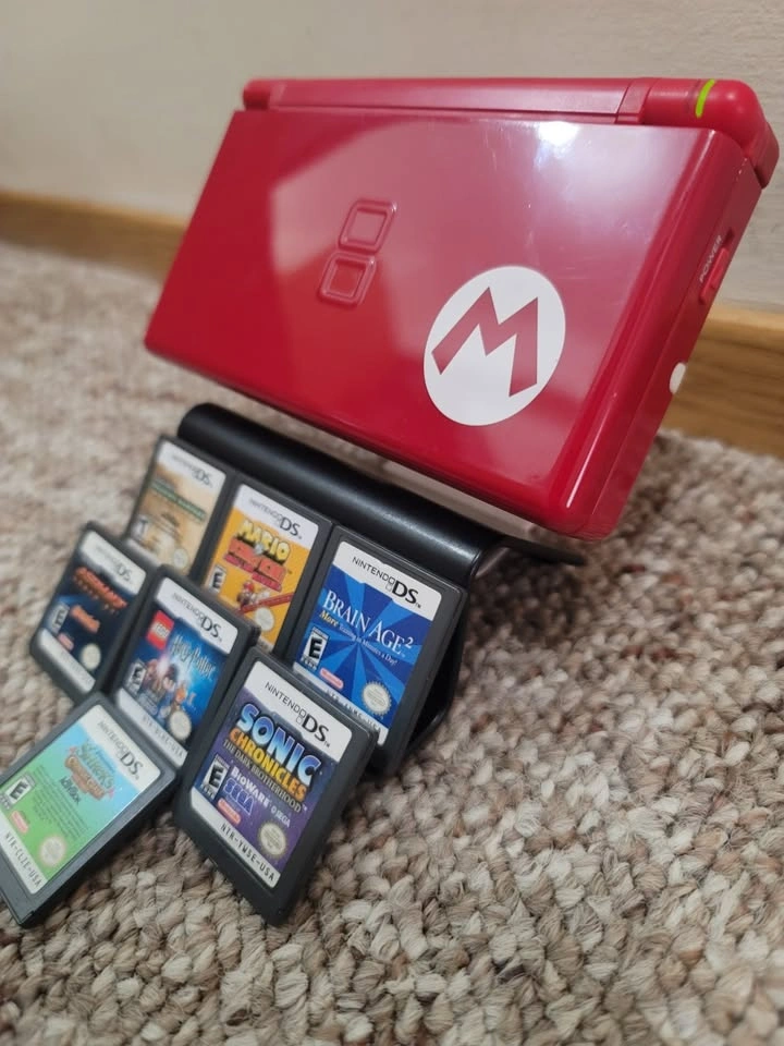 NINTENDO DS LITE MARIO EDITION BUNDLE **RARE** - photo 4