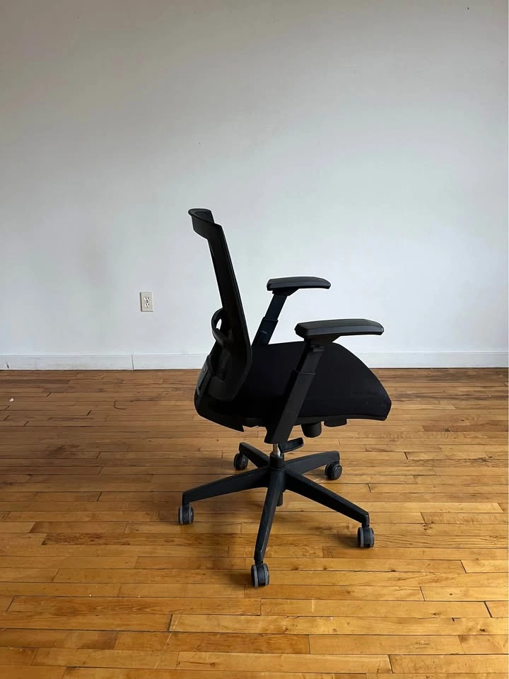 Office chair - photo 3