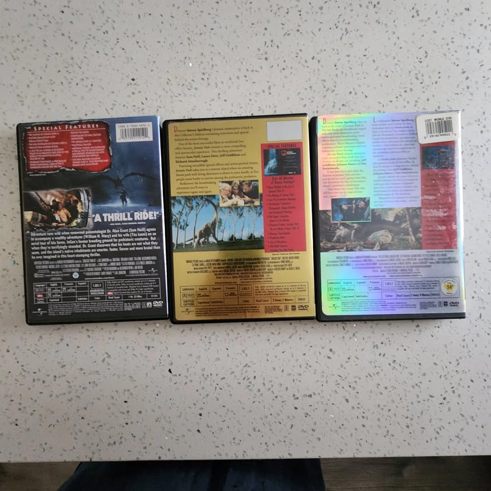Jurassic Park Trilogy DVDs (x3) - photo 2