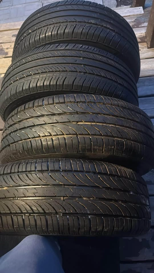 Set of 4 All Season Tires (195/60R15) - 80-90% Tread! - photo 5