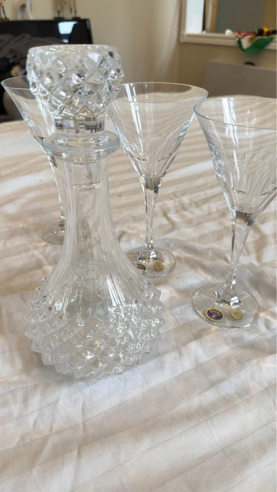 4 Bohemia Crystal glasses and 1 Cristal D'Arques-Durand Decanter - photo 2