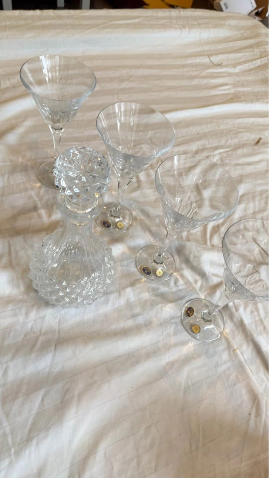 4 Bohemia Crystal glasses and 1 Cristal D'Arques-Durand Decanter - photo 3
