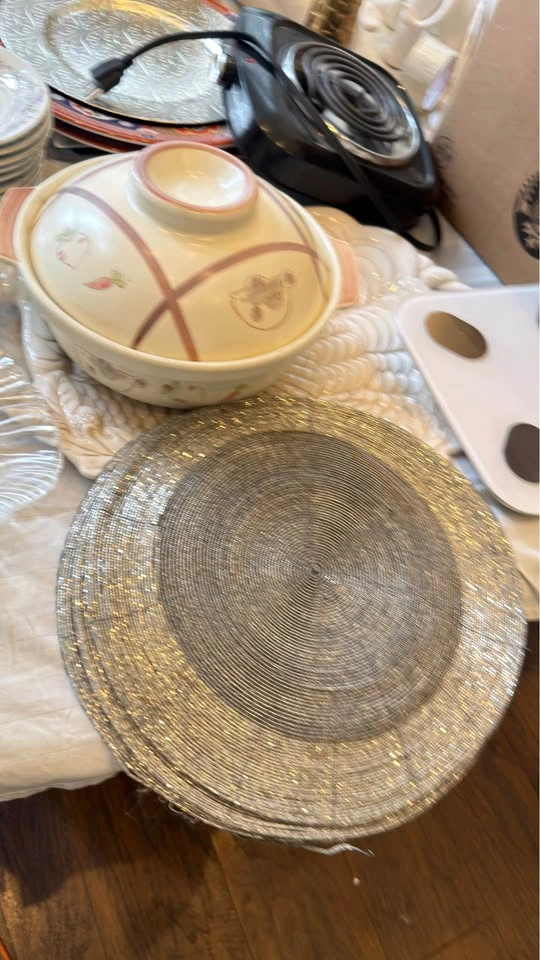 Misc household and kitchen supplies (everything for $50) - photo 4