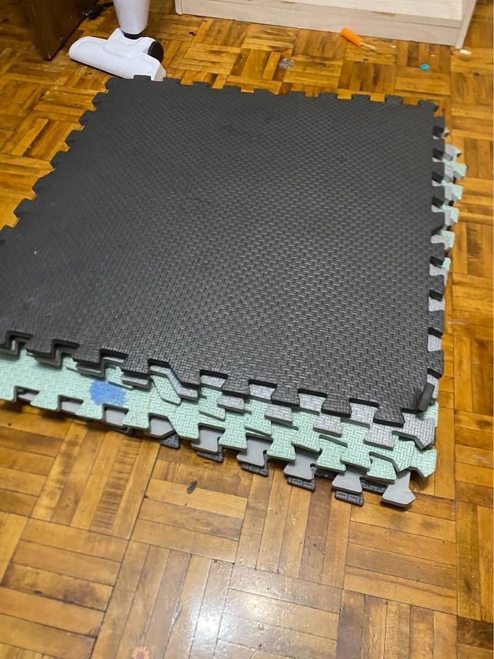 9 Interlocking Foam Floor Mats – Only $20! - photo 2