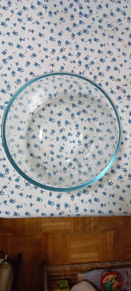 Glass Mixing Bowl (New, Never Used)