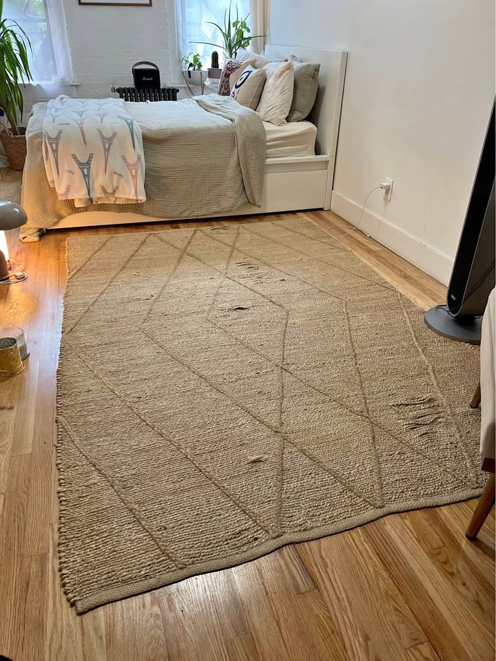 Hand-Woven Jute Rug 4x6 – Unique & Charming