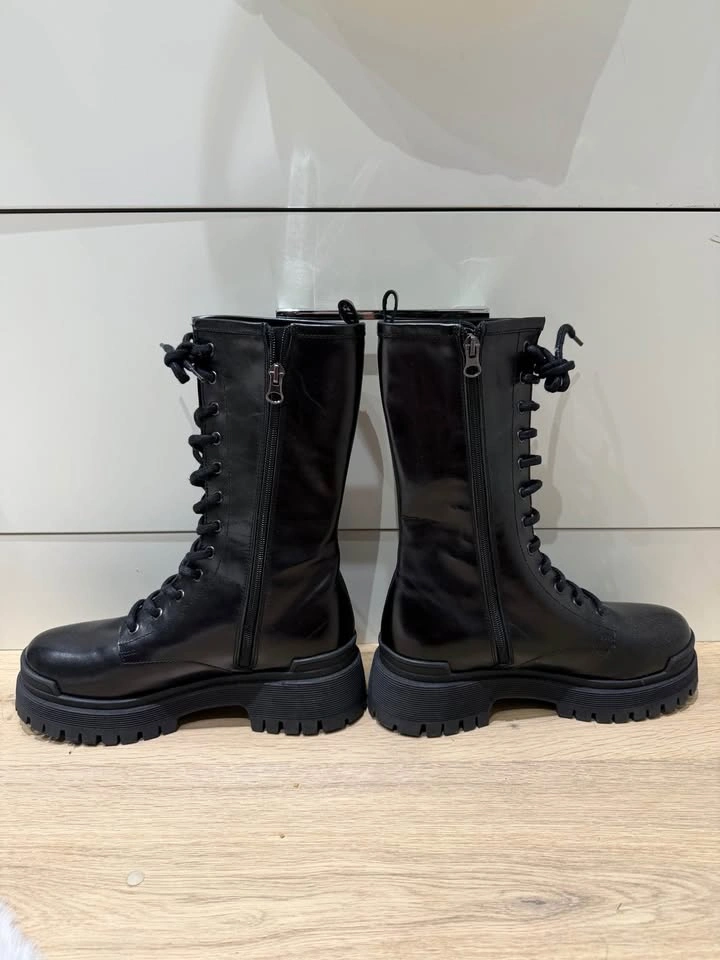 L'intervalle Black Leather Lace-Up Combat Boots - Size 37 (7) - photo 3